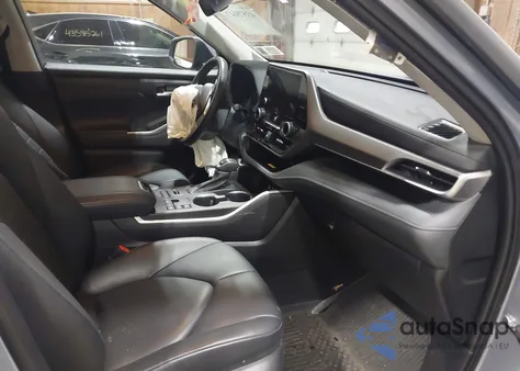 2023 Toyota Highlander Xle z USA, uszkodzony, nr VIN 5TDKDRBH4PS516938